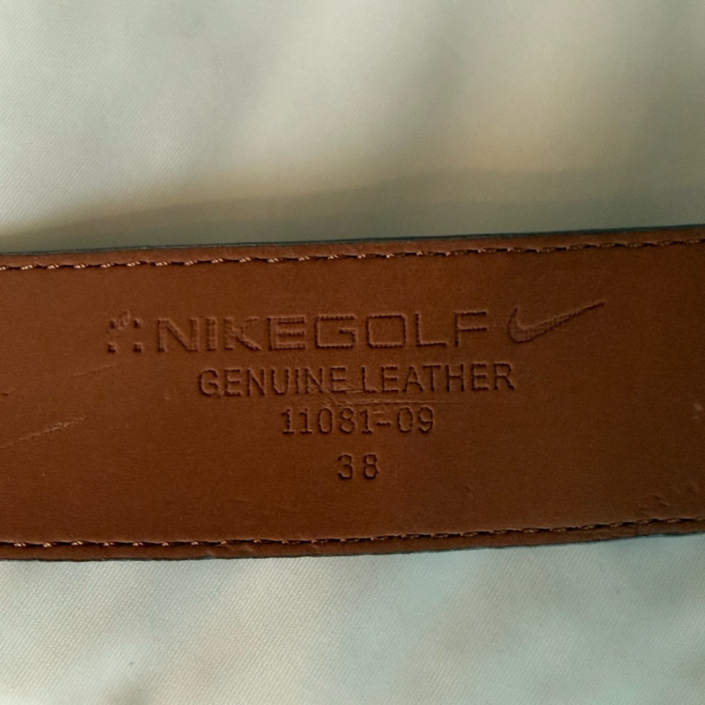 Nike Gray Leather Belt - Picture 2 of 6